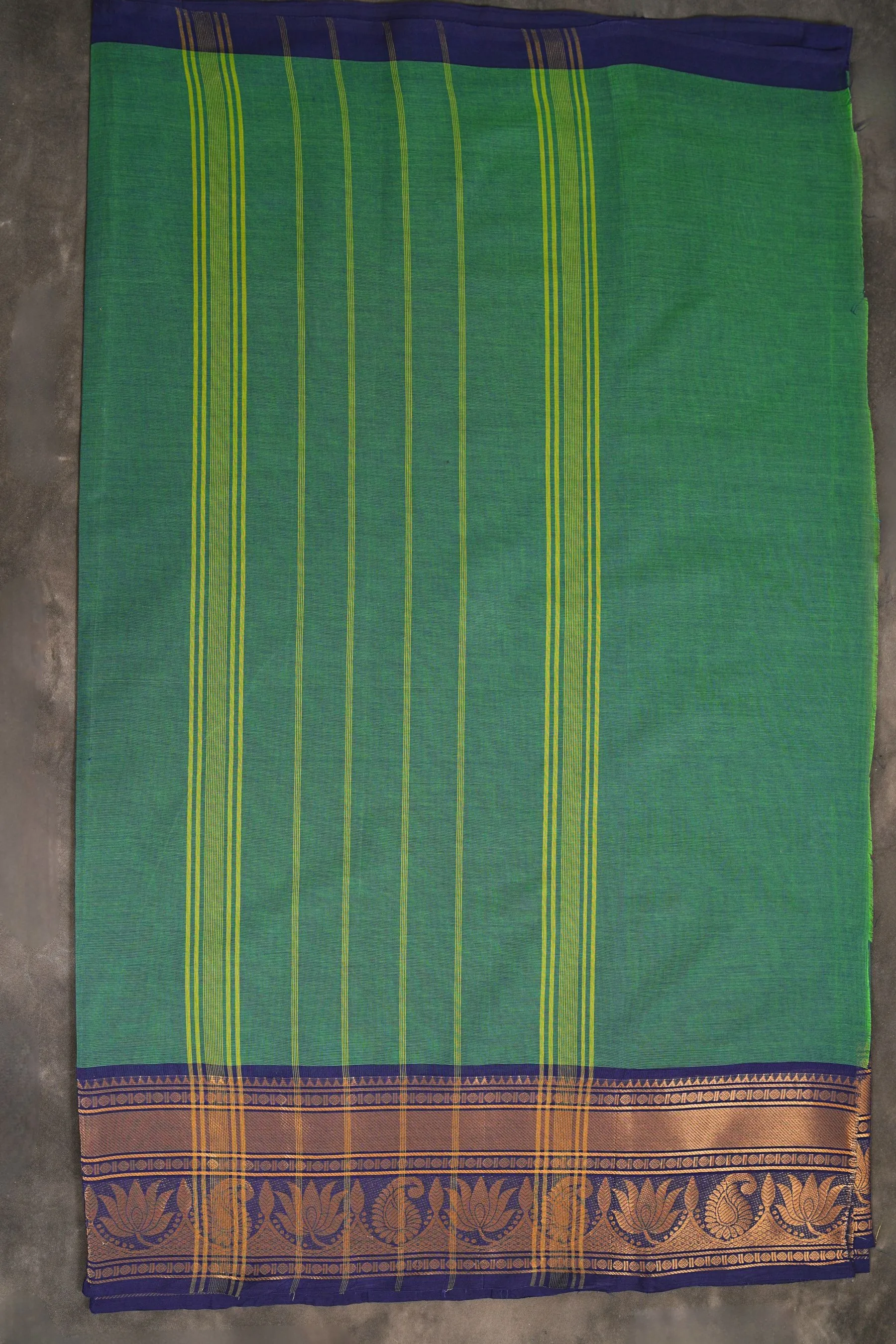 Chettinad Cotton Saree: Traditional Elegance & Superior Craftsmanship