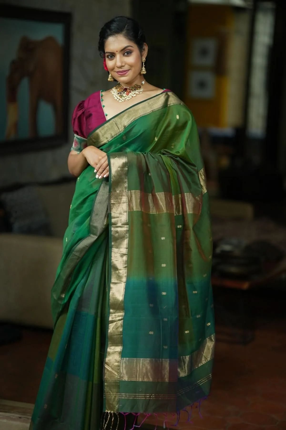 Handwoven  Maheshwari Silk Cotton Saree in Green with Ombre weave and long handmade tassels