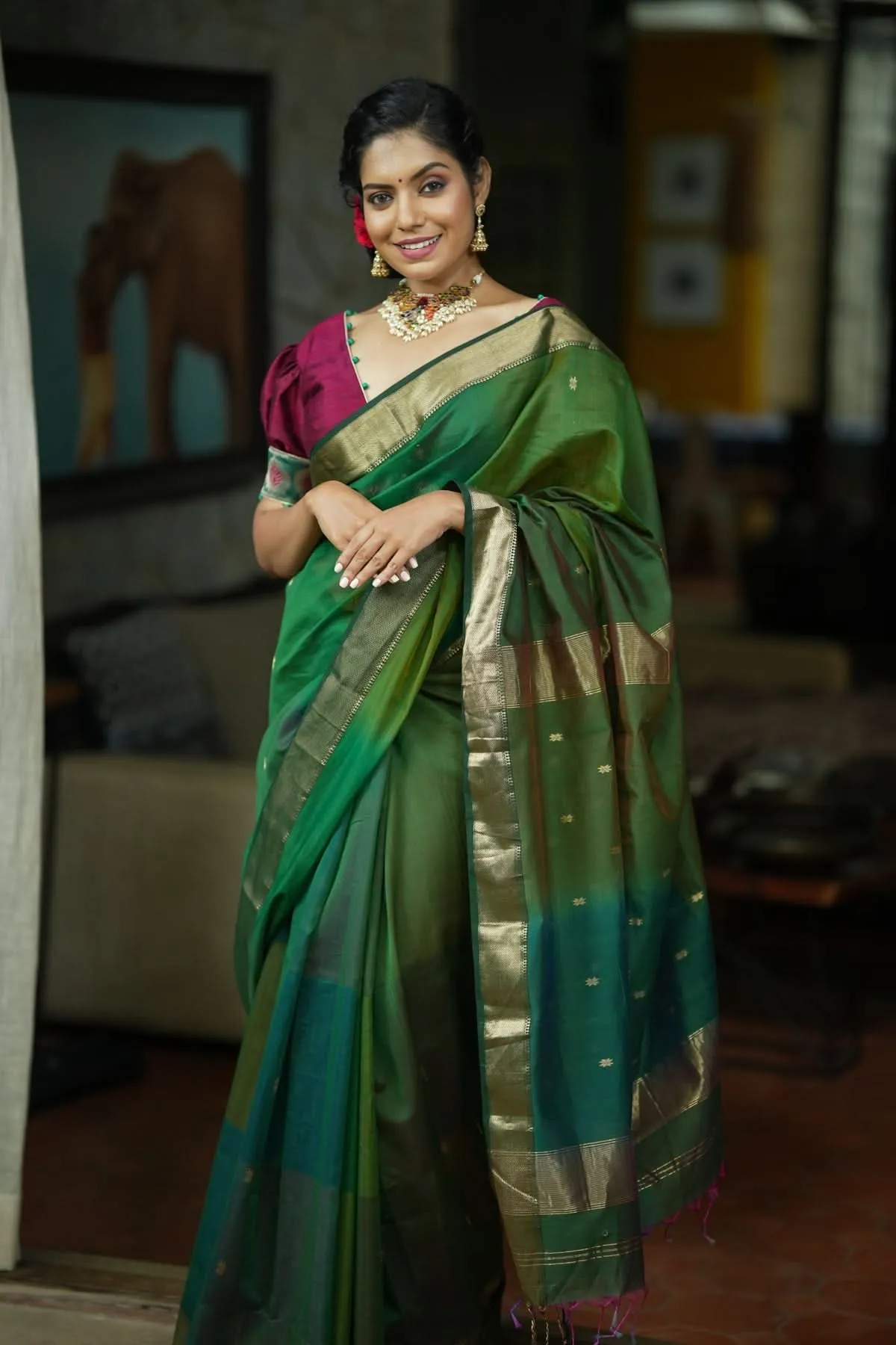 Handwoven  Maheshwari Silk Cotton Saree in Green with Ombre weave and long handmade tassels