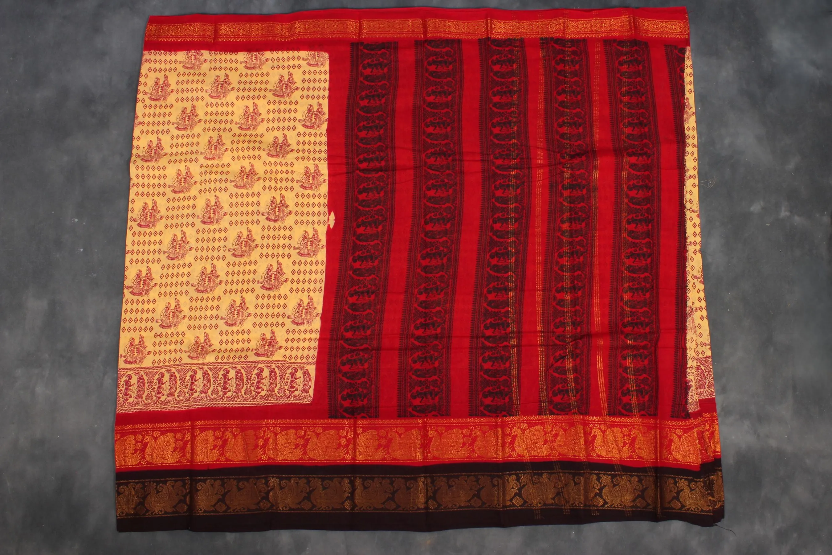 Madurai Sungudi Pure Cotton Saree - Traditional Elegance by JCS Fashions