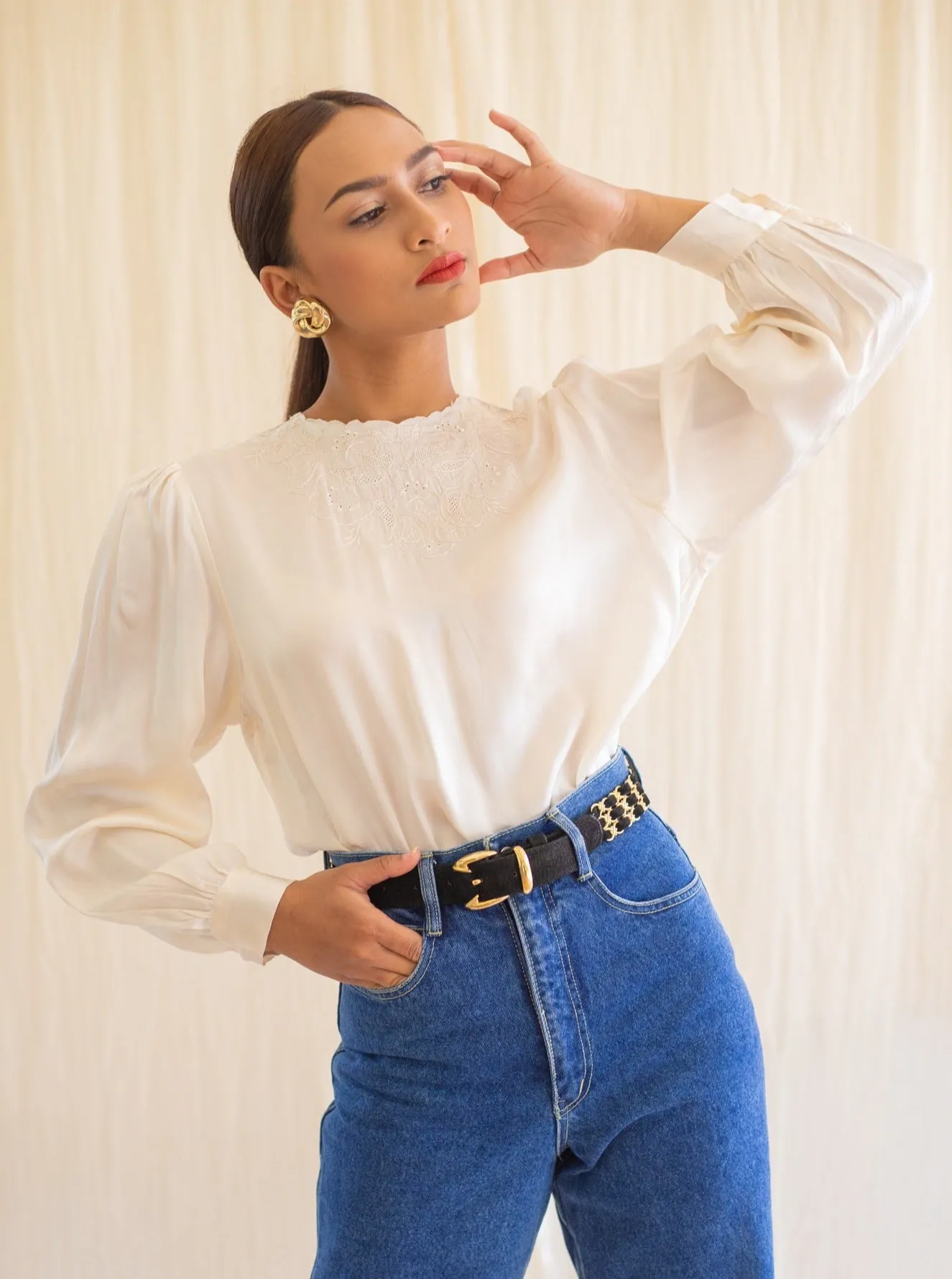 Vintage Ivory Embroidered Closed Neck Cuff Sleeved Blouse